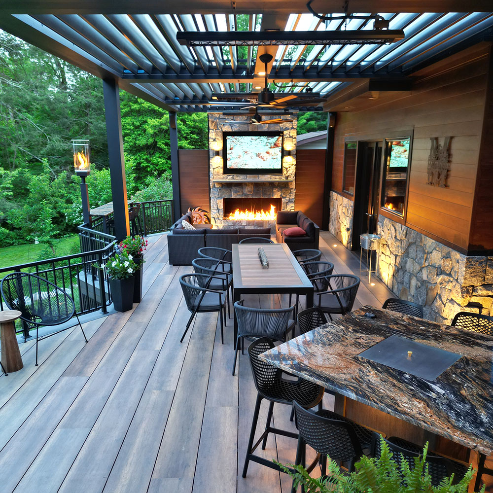 Custom Outdoor Living Space